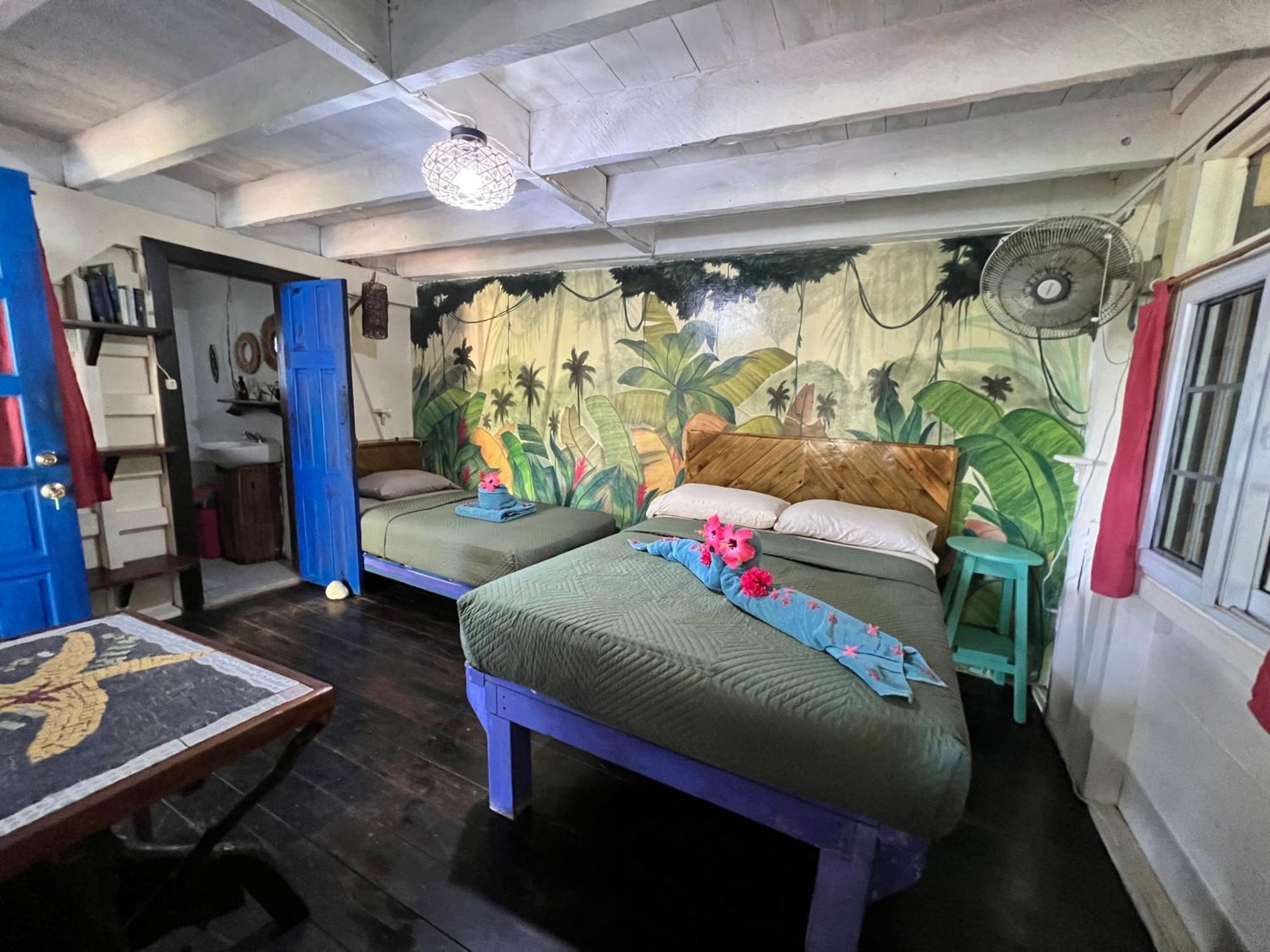 Tesoro Escondido Ecolodge Cabinas Bocas Town Exterior photo