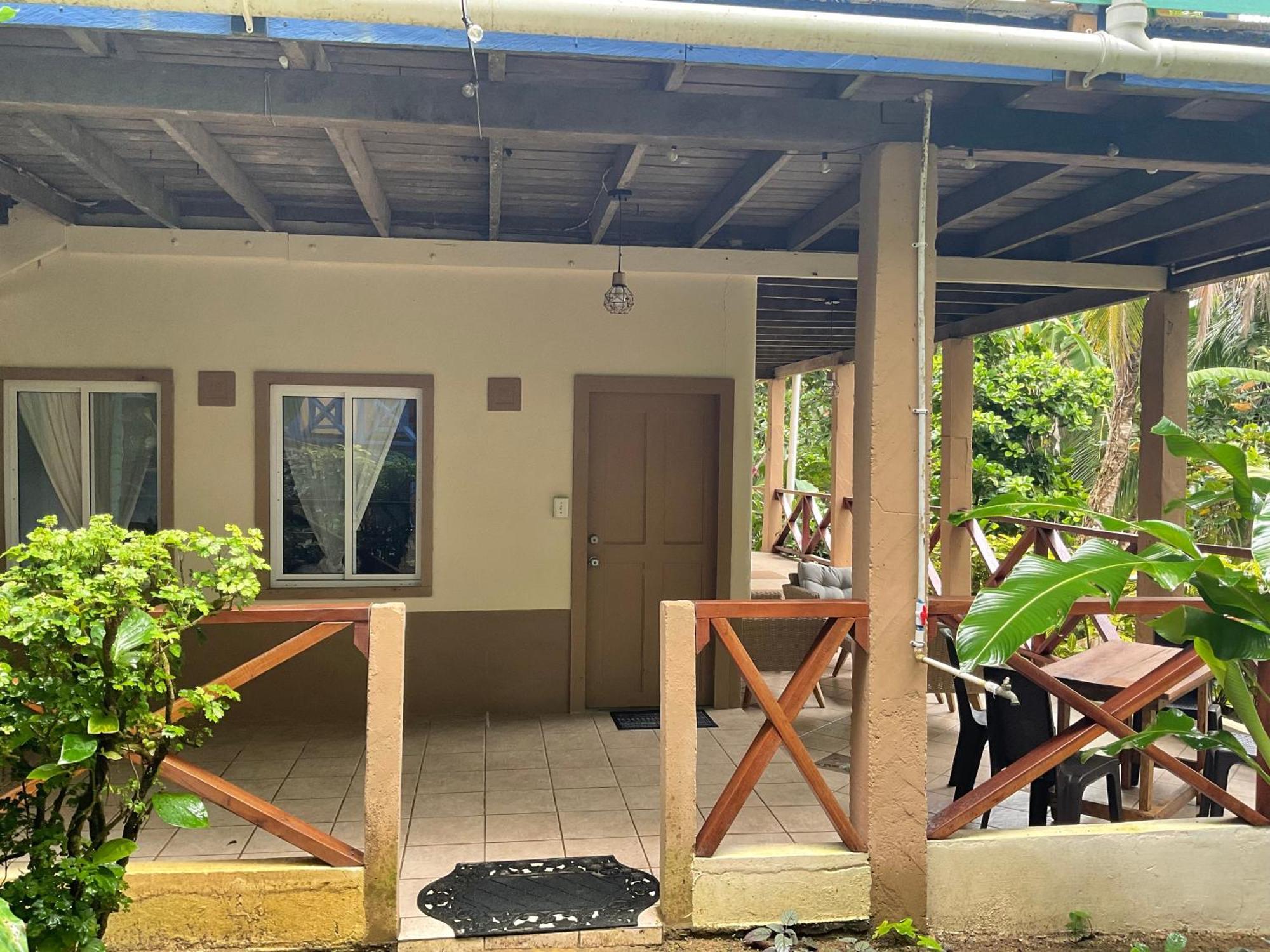 Tesoro Escondido Ecolodge Cabinas Bocas Town Exterior photo